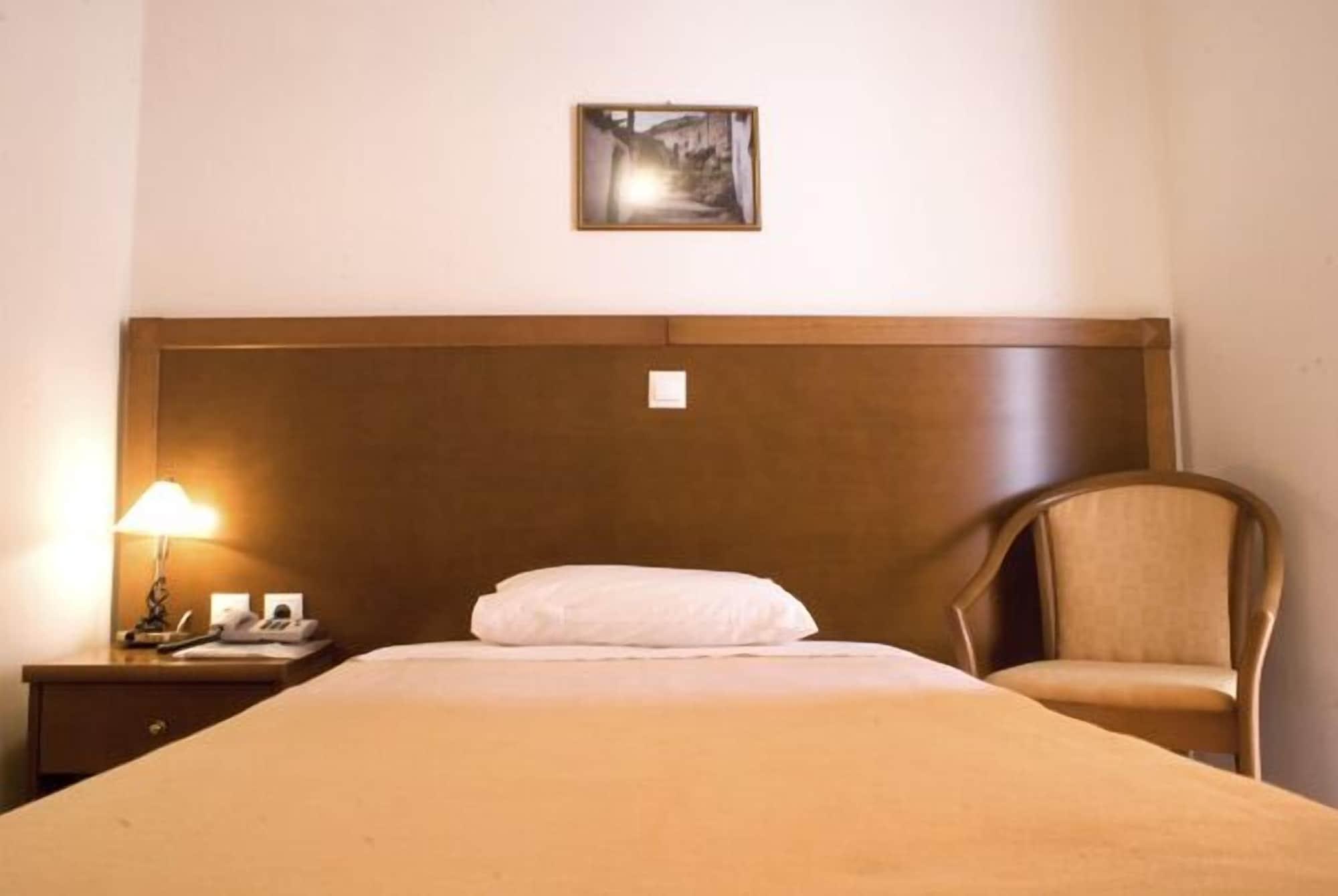 Hiona Holiday Hotel Palekastro Exterior photo